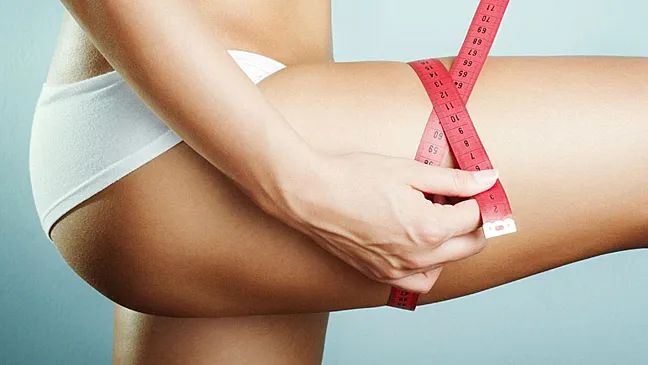 c0658c569432e0f02fe55a9aa54788a7 (1).webp убрать жир с ног